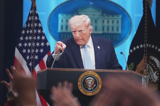 香港娛樂城：特朗普“罕見承認”政治後果，美官員透露：美縂統考慮恢複對伊朗有限軍事打擊！伊官員刪除“美國三個過分要求”帖文